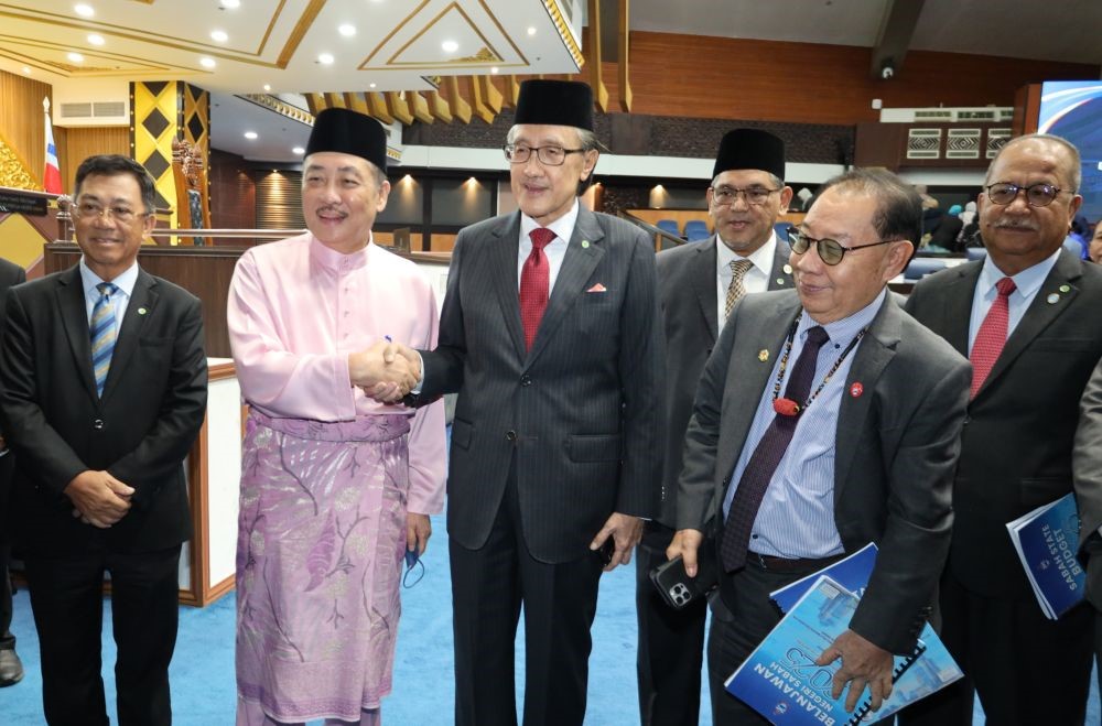 Sabah bentang Belanjawan 2025 berjumlah RM6.421 bilion