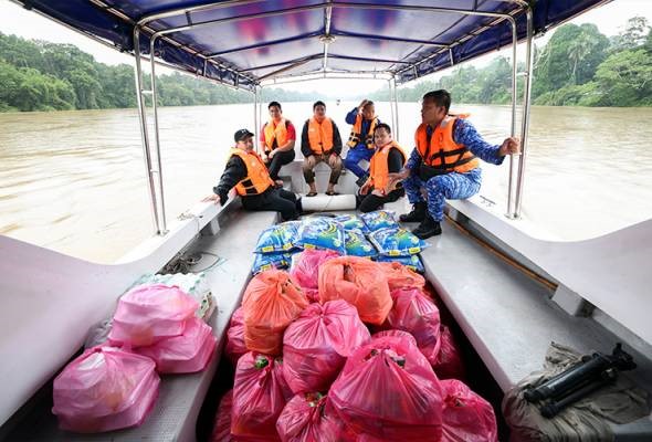 Mangsa banjir di Johor, Sarawak, dan Sabah meningkat pagi ini